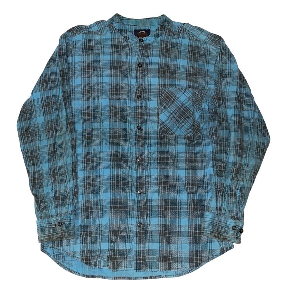 Saugatuck Button Down Flannel Size Medium 100% Cotton Long Sleeve Blue Plaid 90s